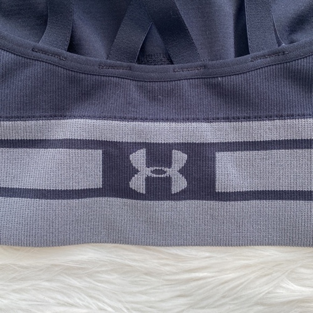 Under Armour‎ | Black Seamless Longline Sports Bra - Picture 9 of 14